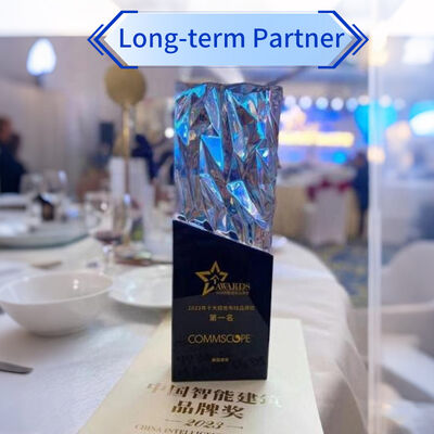 British Standard Single Port Faceplate with UL 94 V-0 Flame Retardant Signal White Finish and Sliding Dust Cover