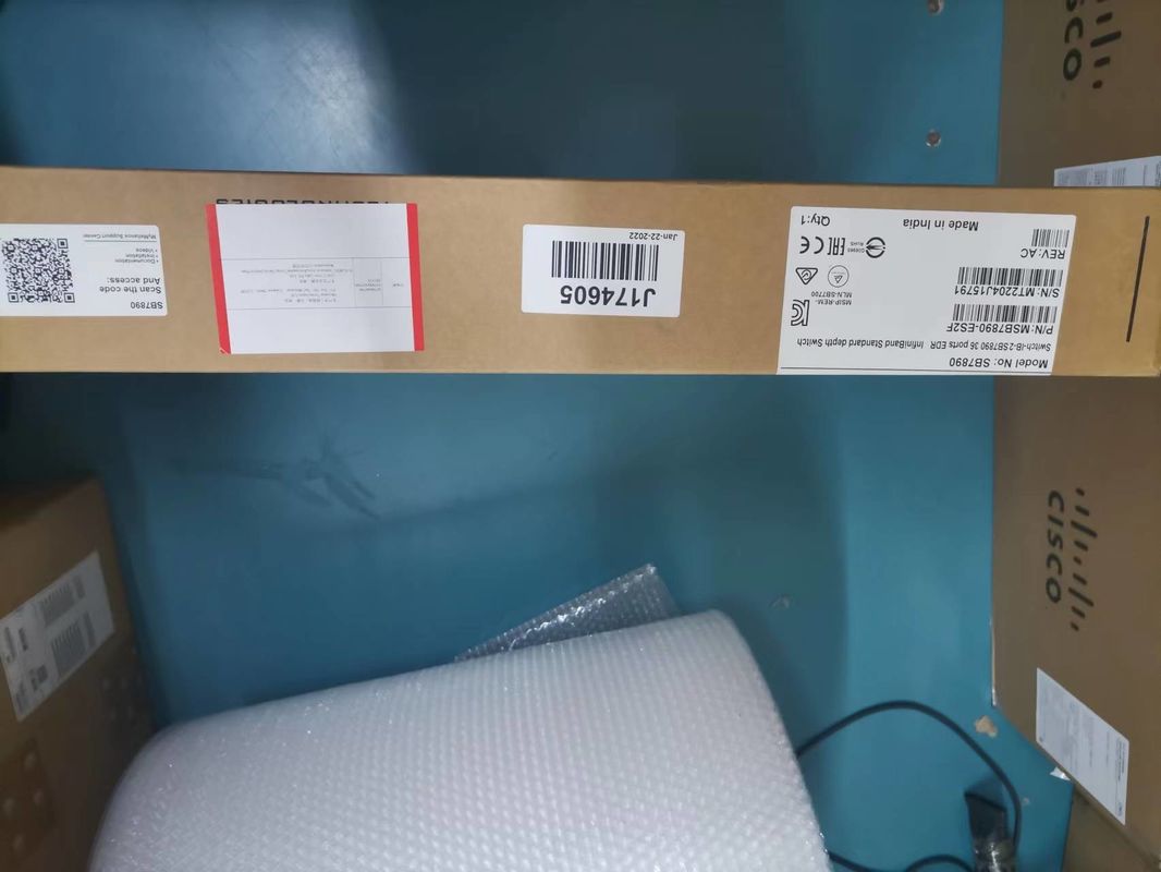 O sistema 36 QSFP28 de InfiniBand EDR 100Gb/S do interruptor de rede de MSB7800-ES2F Mellanox move 1U