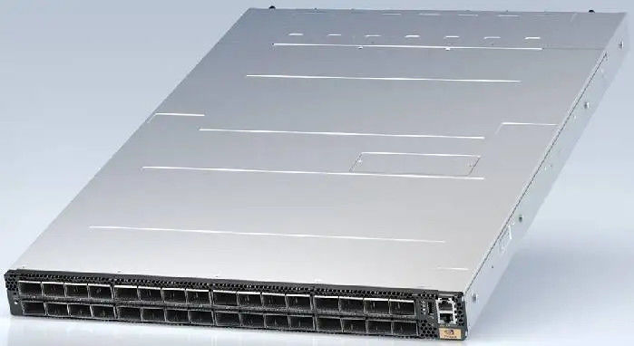MQM9790-NS2F Mellanox Network Switch P2C Airflow 64 Porta NDR 32 Porta OSFP não gerenciada