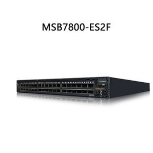 Aumente a eficiência da sua rede com o MSB7800-ES2F, comutador gerenciado de 36 portas montável em rack, em preto/cinza